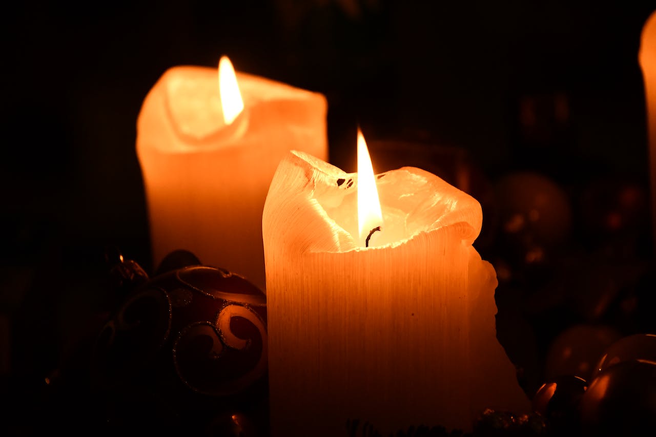 Christmas Candlelight on Dec. 14
